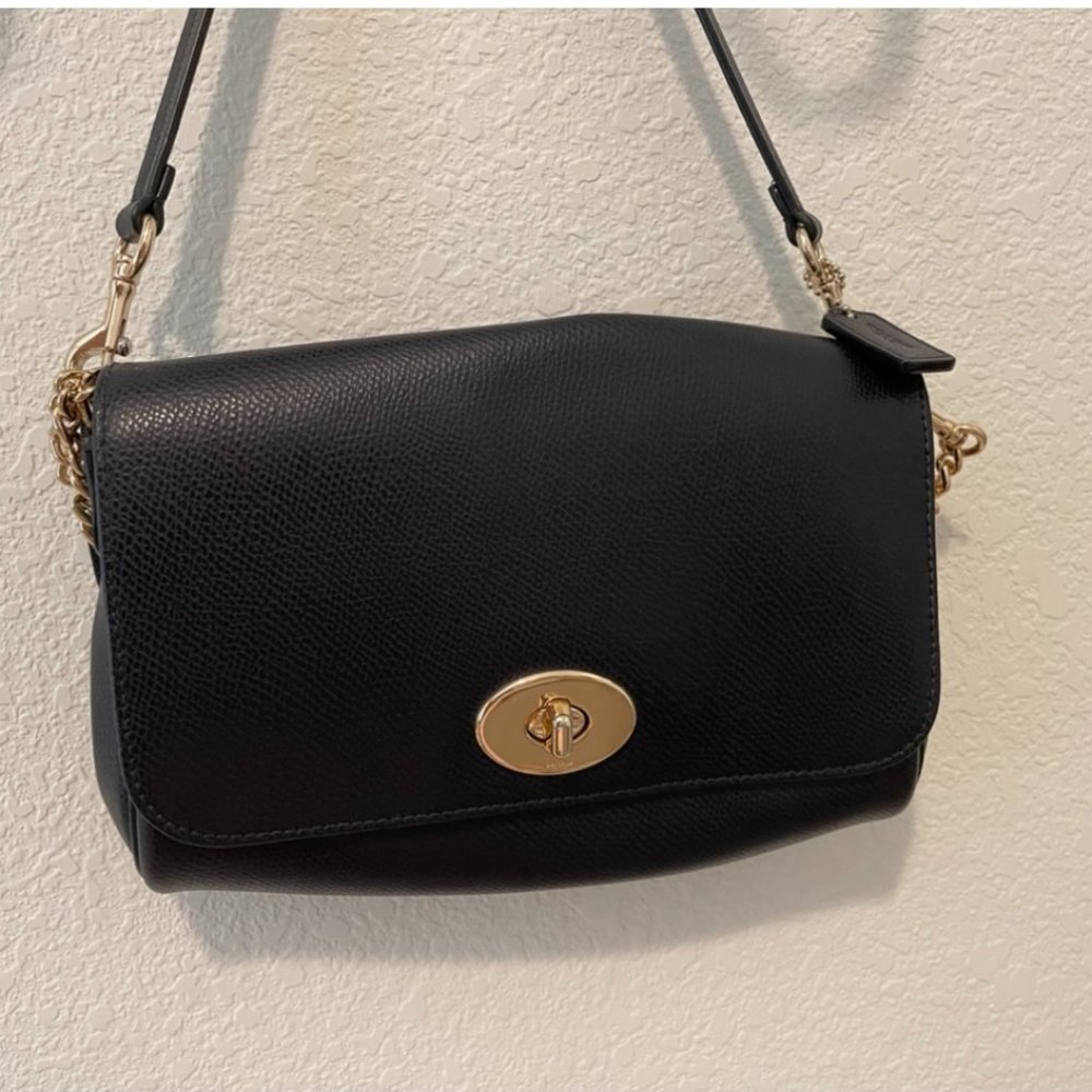 Coach crossbody small size bag